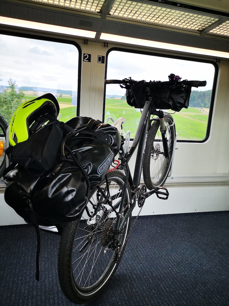 Fahrrad im Zug der DB
